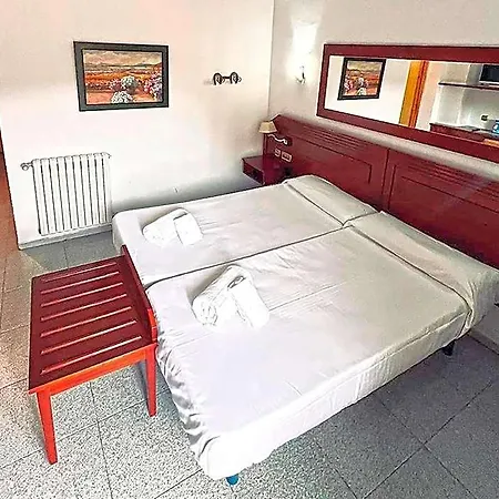 La Rueda 3000 3*